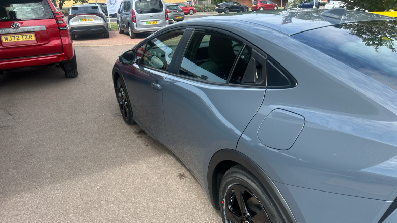 Toyota Prius 2.0 PHEV Design 5dr CVT Hatchback